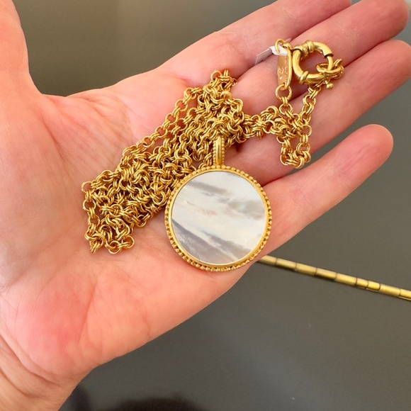 NWT Luxury Bohemian Authentic Julie Vos Mother of Pearl Statement Necklace - Picture 15 of 17